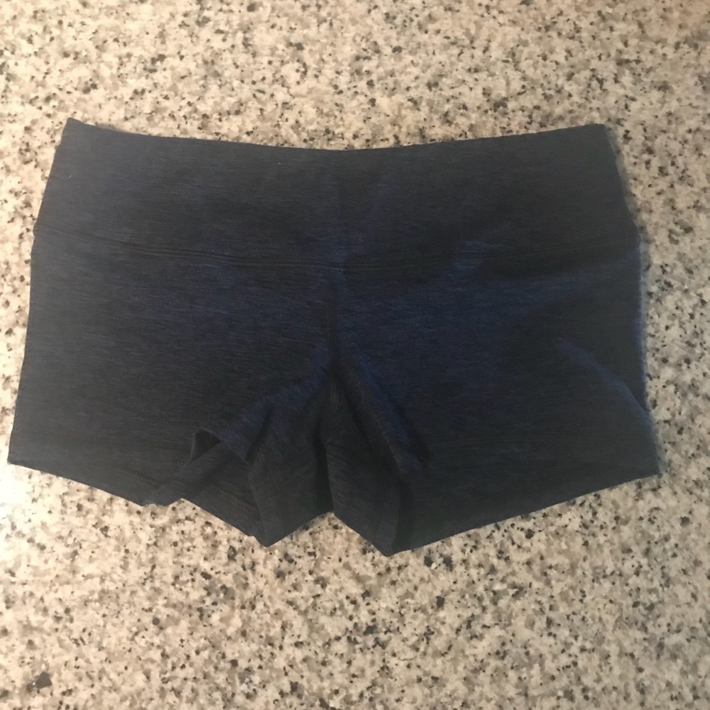 Fleo Shorts